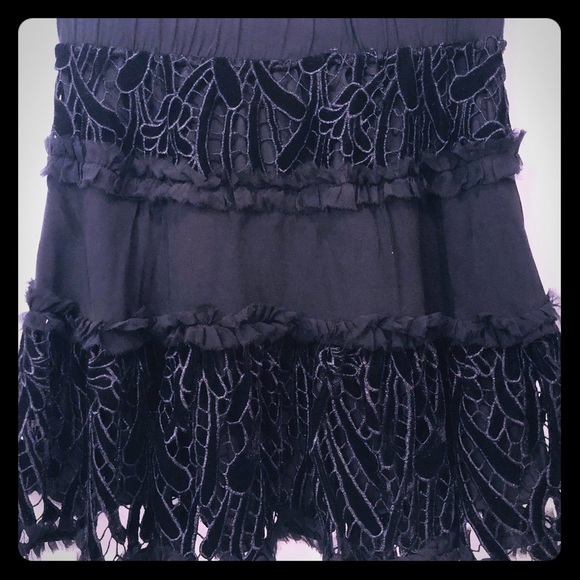 Gorgeous Alexis Lace Pattern Skirt, S - like new!
